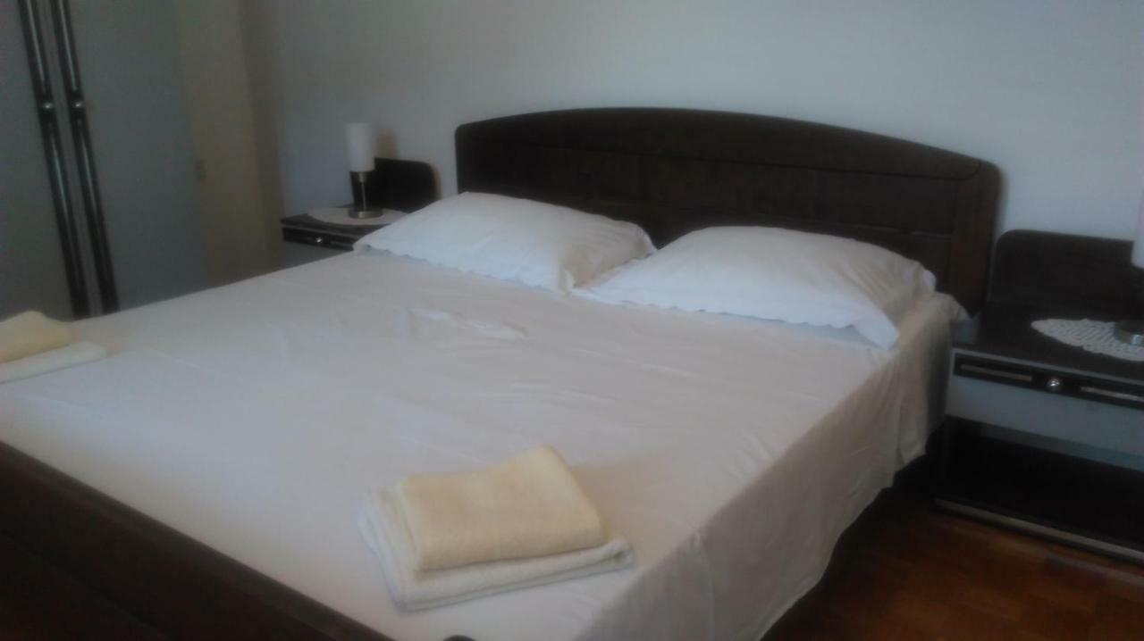 Apartment Mravak *